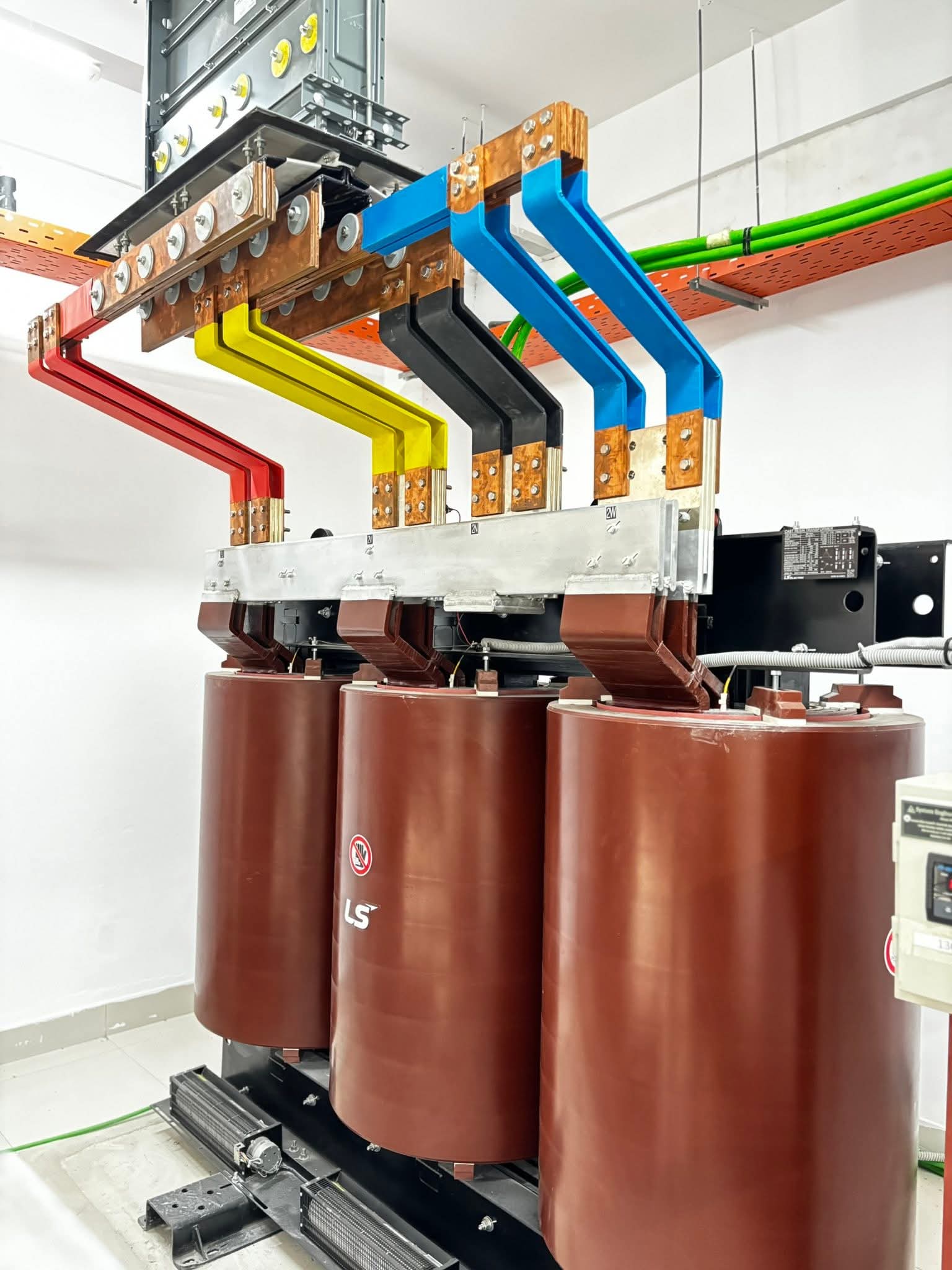 Busbar Trunking System Showcase 1